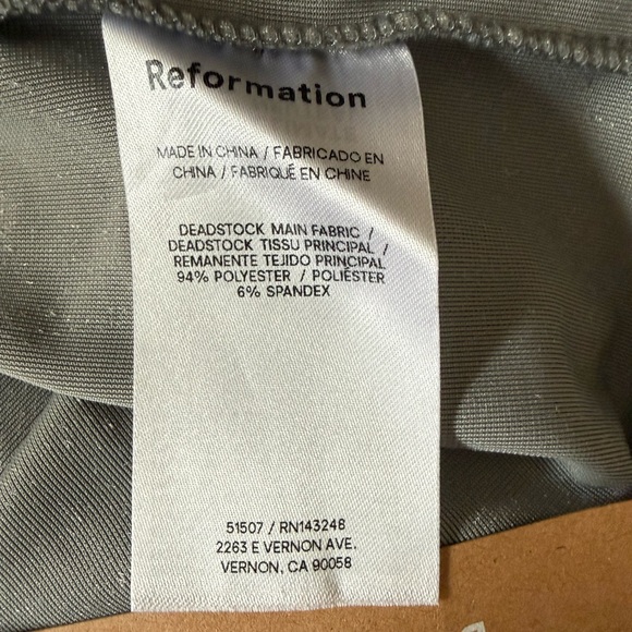 REFORMATION Cocktail Party City Chic Timeless Versatile Velvet Slip Dress L NWT - Picture 10 of 10